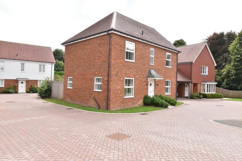 Images for Charing, Ashford, Kent