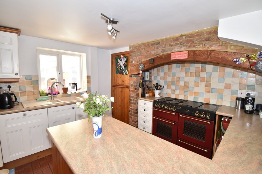 Images for Headcorn Road, Sandway, Kent