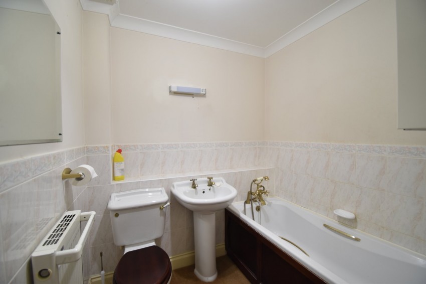 Images for Old Ashford Road, Lenham, Kent