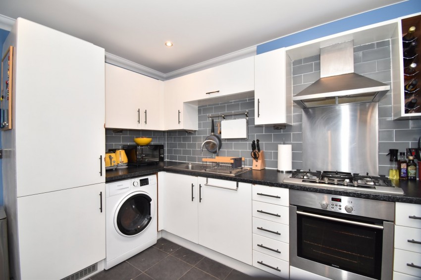 Images for Bailies Court, Harrietsham, Kent