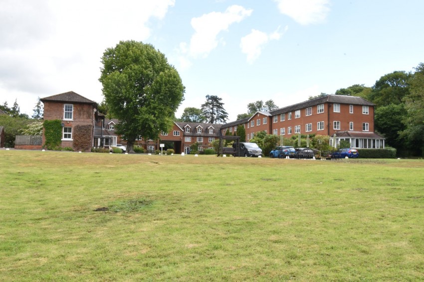 Images for Hothfield, Ashford, Kent