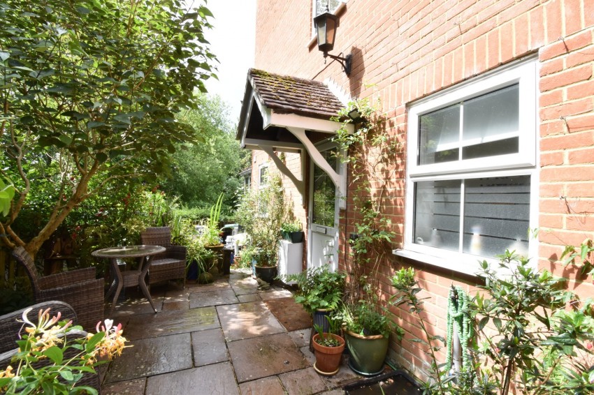 Images for Hothfield, Ashford, Kent